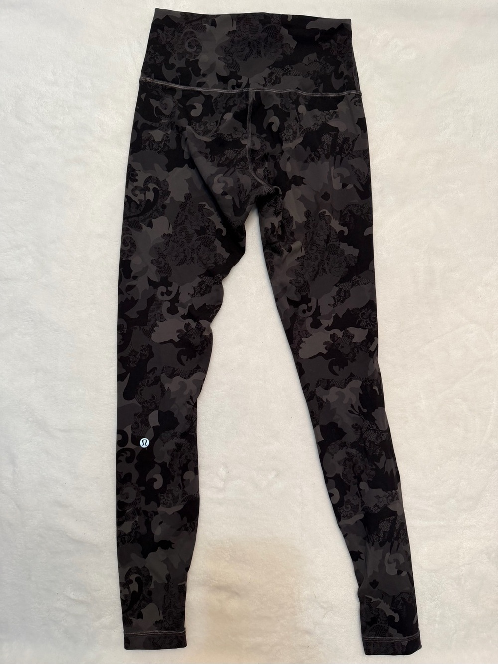 Lululemon Wunder Under High-Rise Tight 28" *Lace Camo - Size 6 - Picture 7 of 13